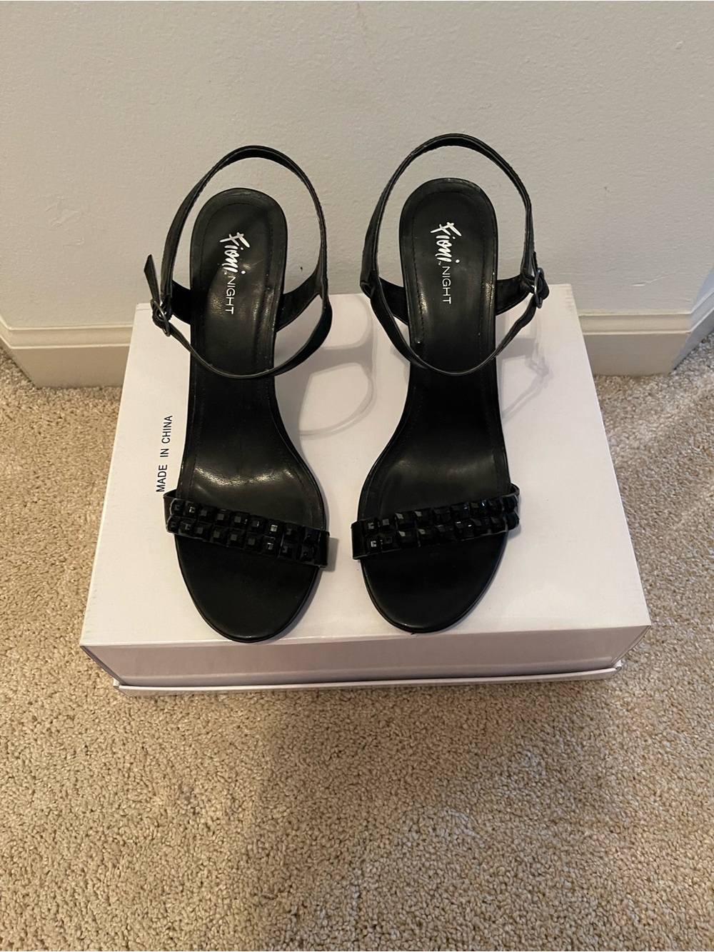 FIONI Black Beaded Ankle-Strap Sandals Sz 11